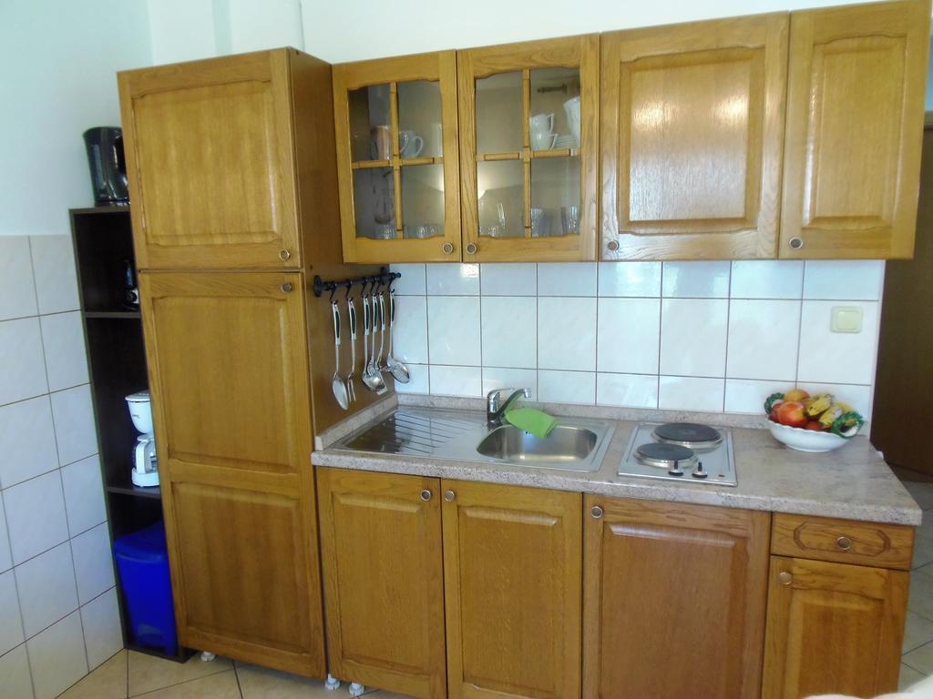 Apartments Casper Novi Vinodolski Esterno foto